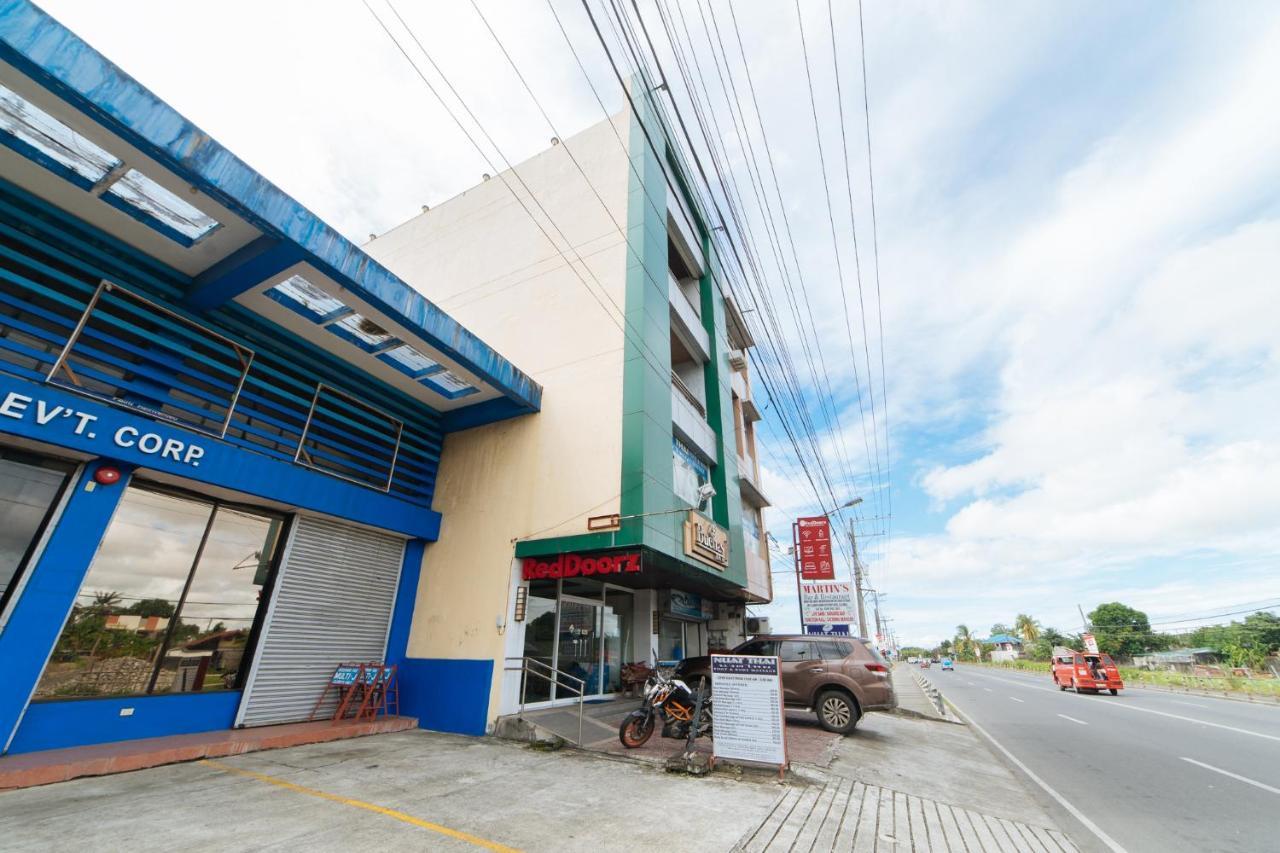 Reddoorz Near Camp Montelibano Hotel Bacolod Bagian luar foto